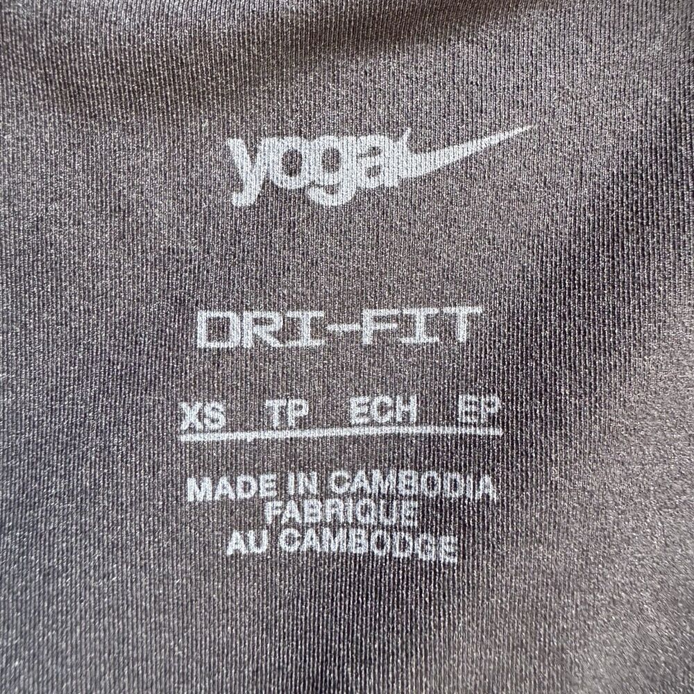 Nike Yoga Luxe Dri-FIT Women's Full-Zip Jacket, Size XS Smoke Gray /Black - Picture 4 of 16